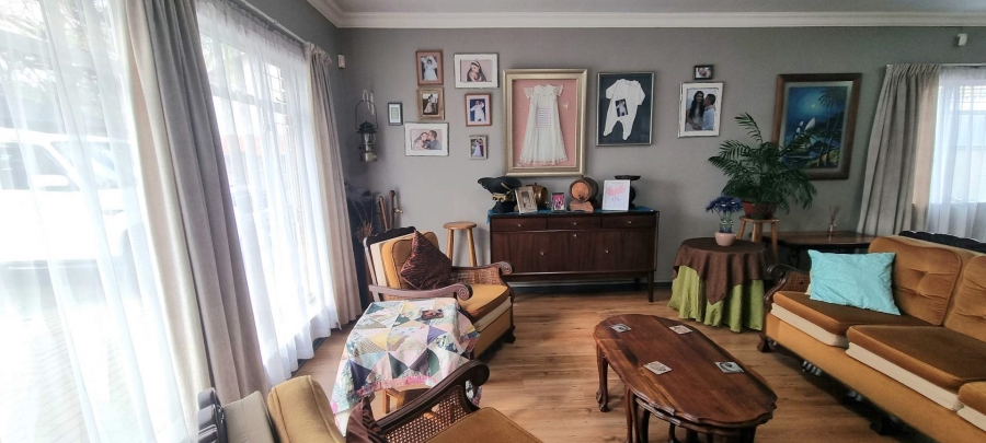 3 Bedroom Property for Sale in Langenhovenpark Free State